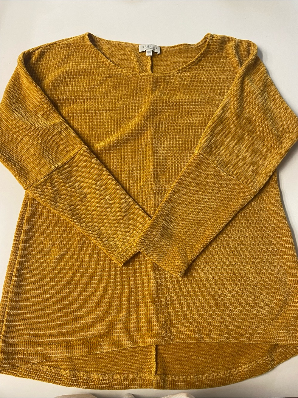 Chenault Yellow Textured Soft Knit Pullover Sweater never worn women’s size L